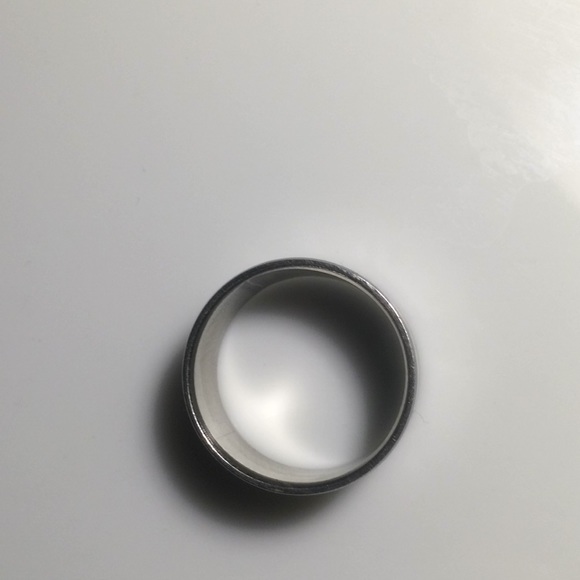 Ring - Picture 2 of 2